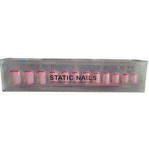 Pink Reusable Pop-On Manicures